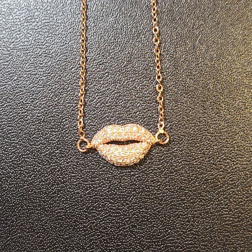 K&Y Rose Gold plated cubic zirconia necklace adjustable 9in chain